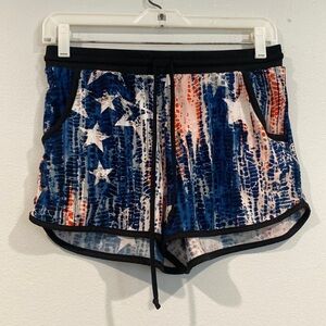 No Boundaries Red, White, and Blue Patriotic Patterned Shorts - Size Medium(7-9)